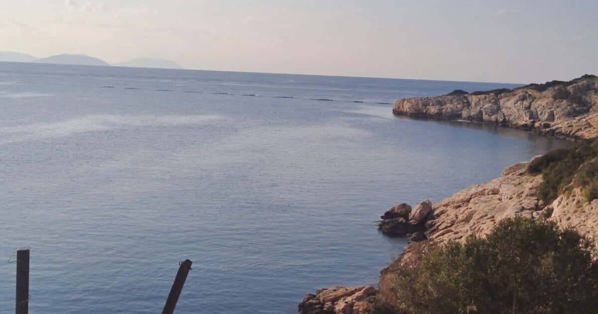 Βουλιαγμένη: Αναστολή επιχείρησης διάσωσης στο Πηγάδι του Διαβόλου